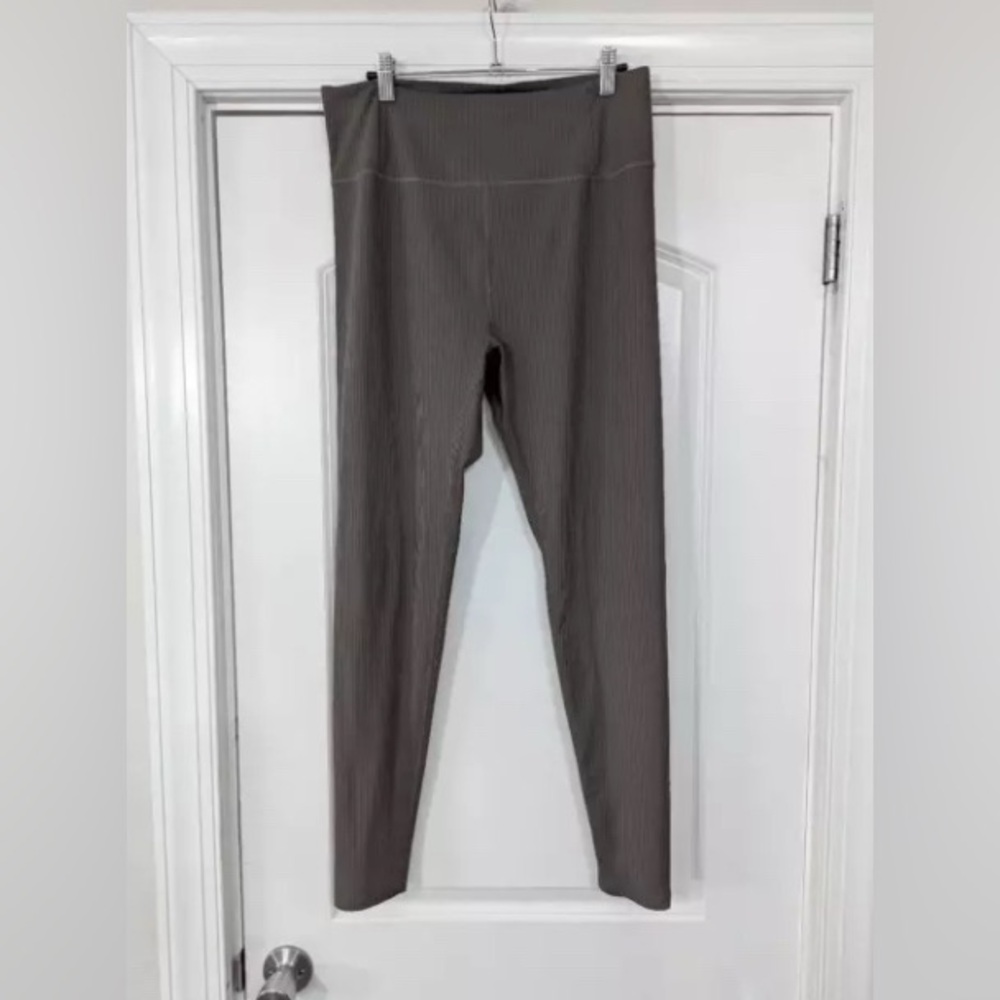 Girlfriend Collective Gray High-Waisted Leggings